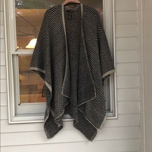Reversible Cape